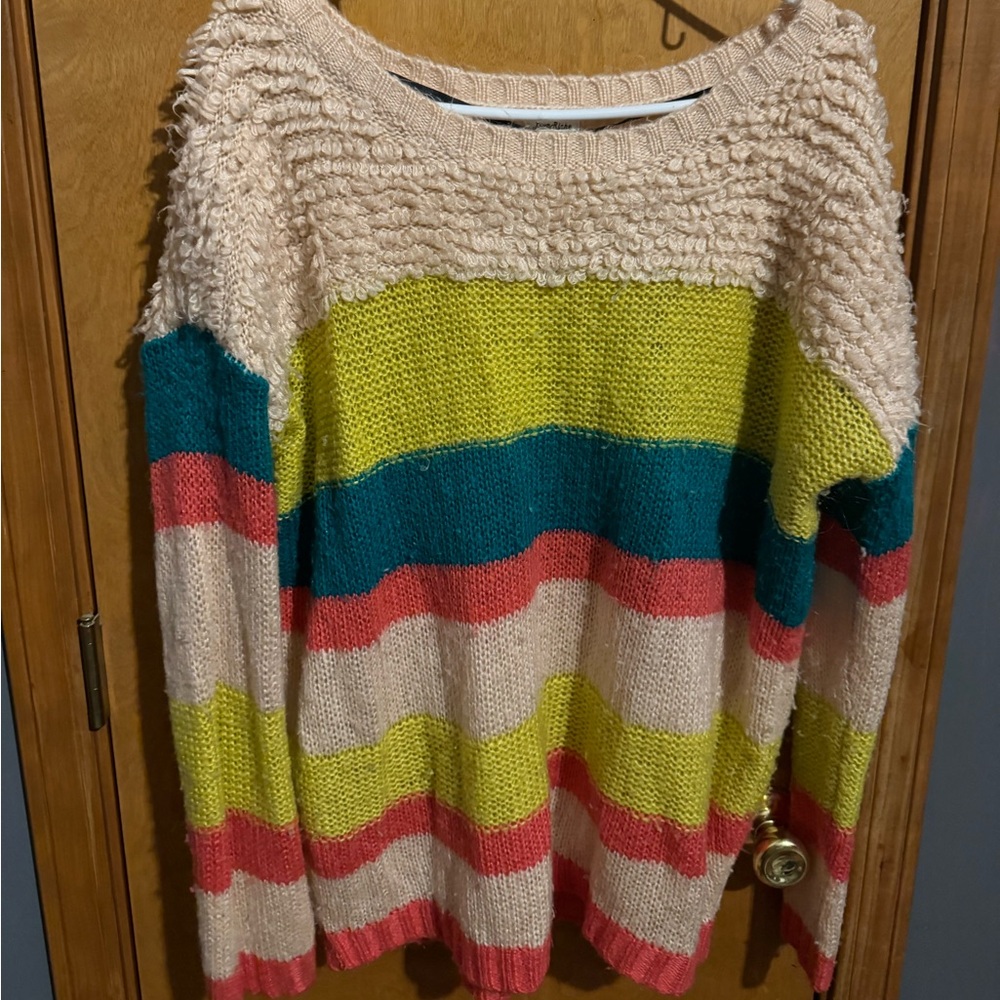 Women’s Bright colorful sweater Size L